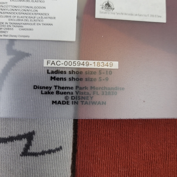 NWT Disney Parks Pirates of the Caribbean Socks - Picture 3 of 3